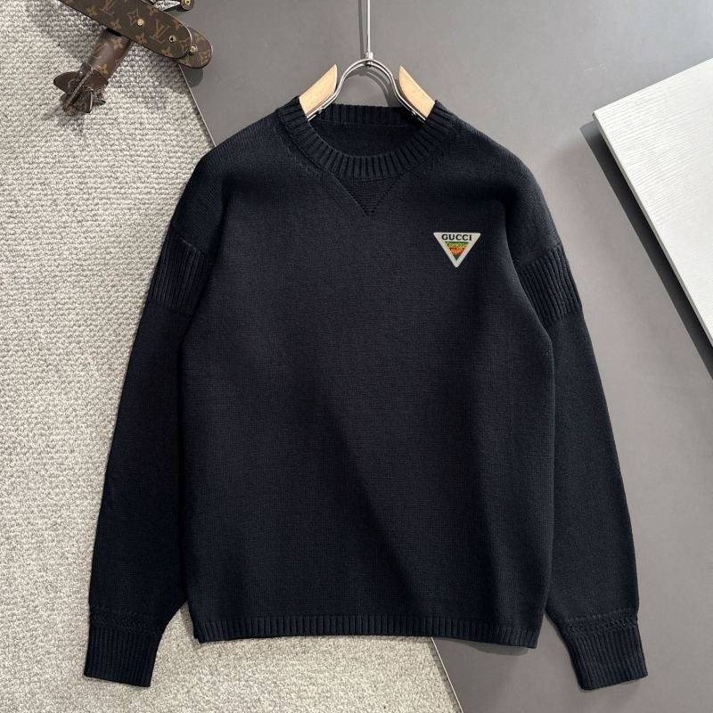 G*u*i sweaters